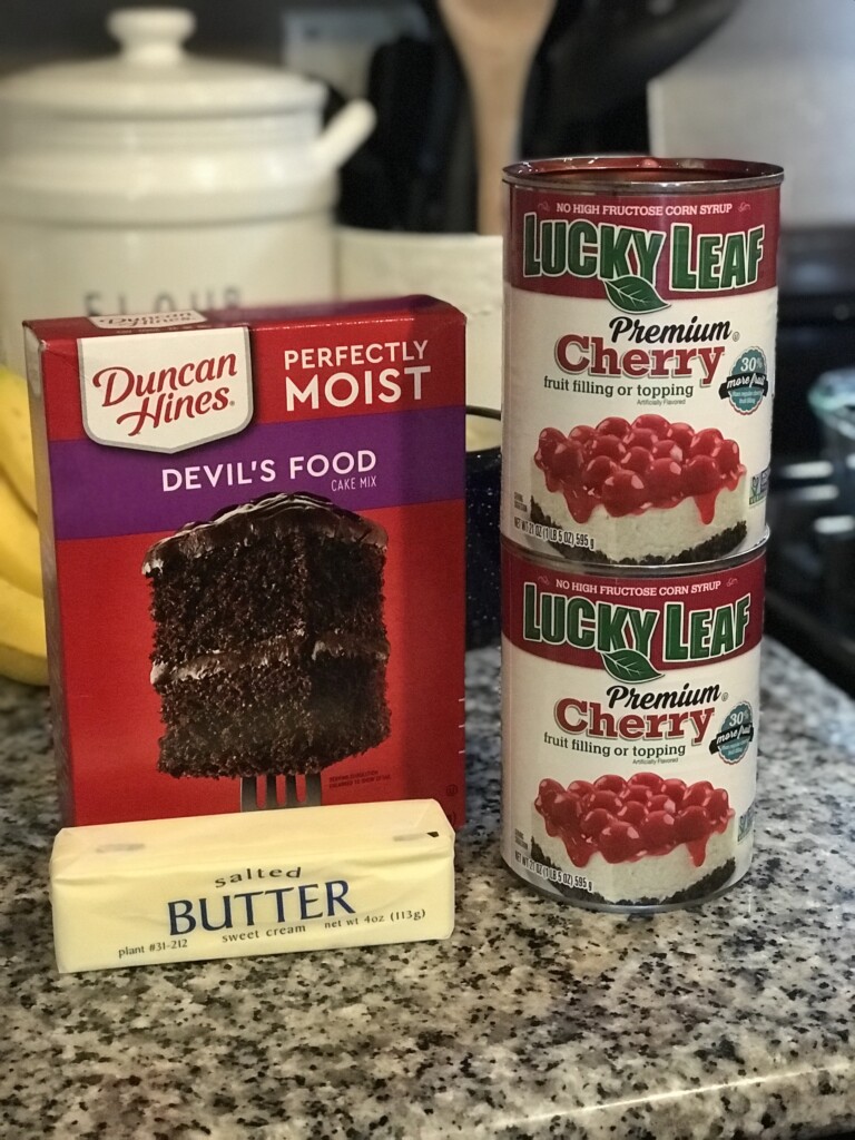 chocolate cherry dump cake ingredients